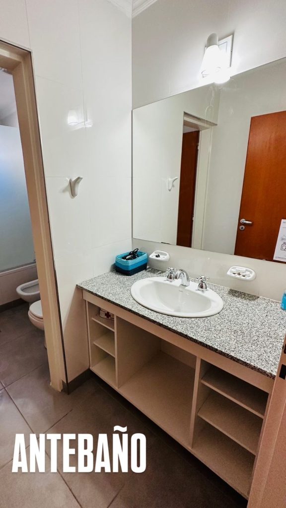 b41953ec-0604-44e4-9d2d-6d4044ba499a